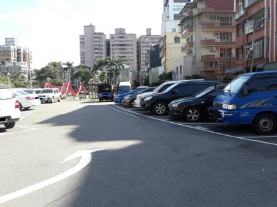 莊敬平面停車場現況照片
