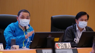 台鐵新北市轄4處邊坡預警系統明年才完成 侯友宜：應按危險程度排工序