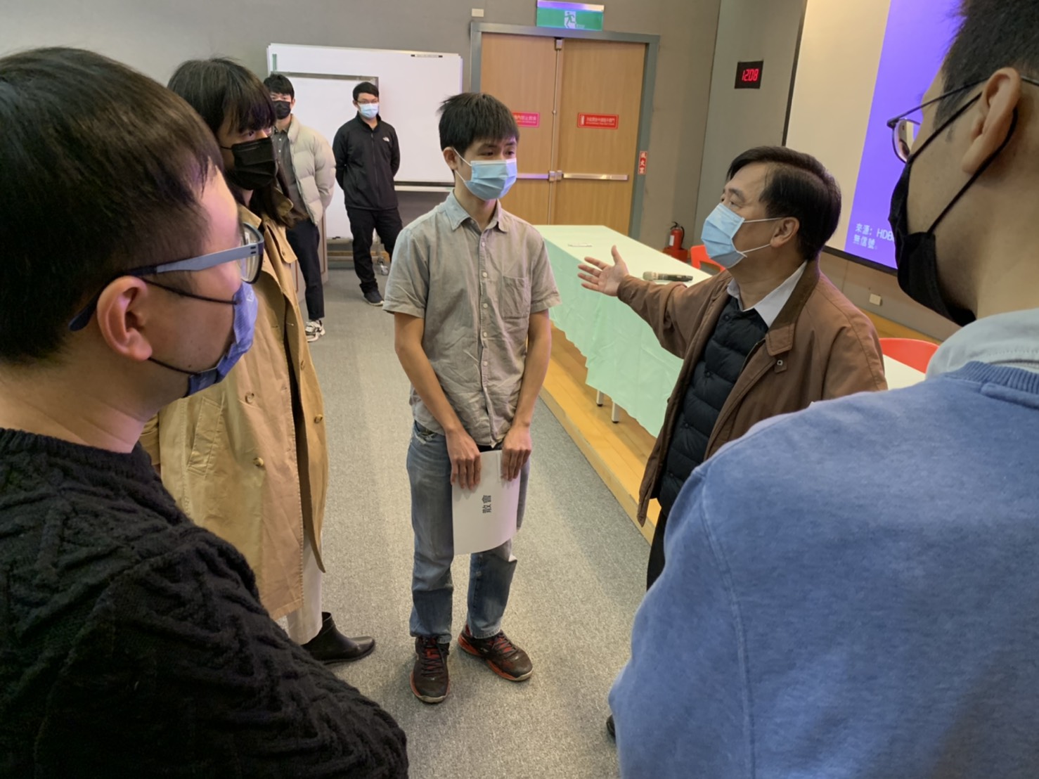 新北市交通局長鍾鳴時強調安全是交通改善措施的優先考量