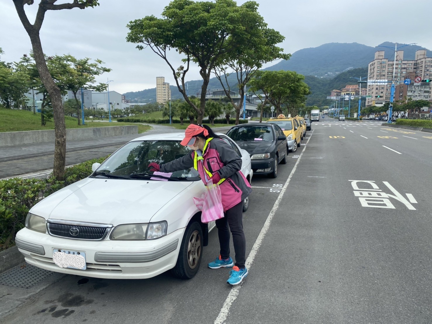 八里區八里大道