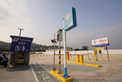 文小一平面停車場