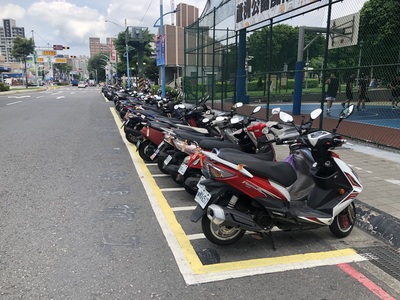 蘆洲區三民路(三民高中站)