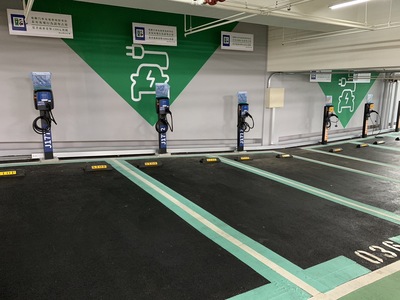 建置6座充電樁及電動車專用滅火毯