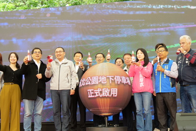 新北市長侯友宜宣布板橋溪北公園停車場從今晚18時起試營運1個月