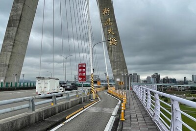 新北大橋機車道改善前