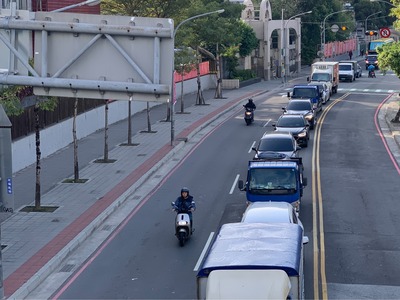 中和區錦和高中前錦和路段