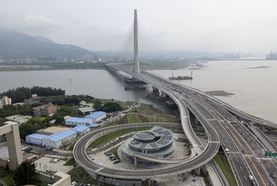 淡江大橋