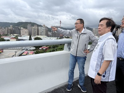 市長指示交通局、警察局因應北出匝道通車,全面動員提前就位