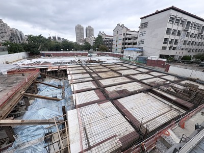 板橋區信義國小地下停車場工程進度逾60%,微幅超前