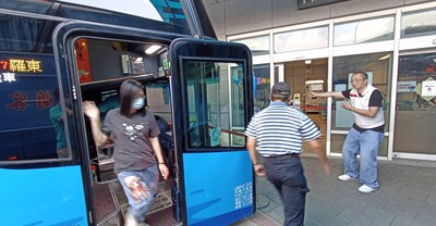 轉運站協助疏散