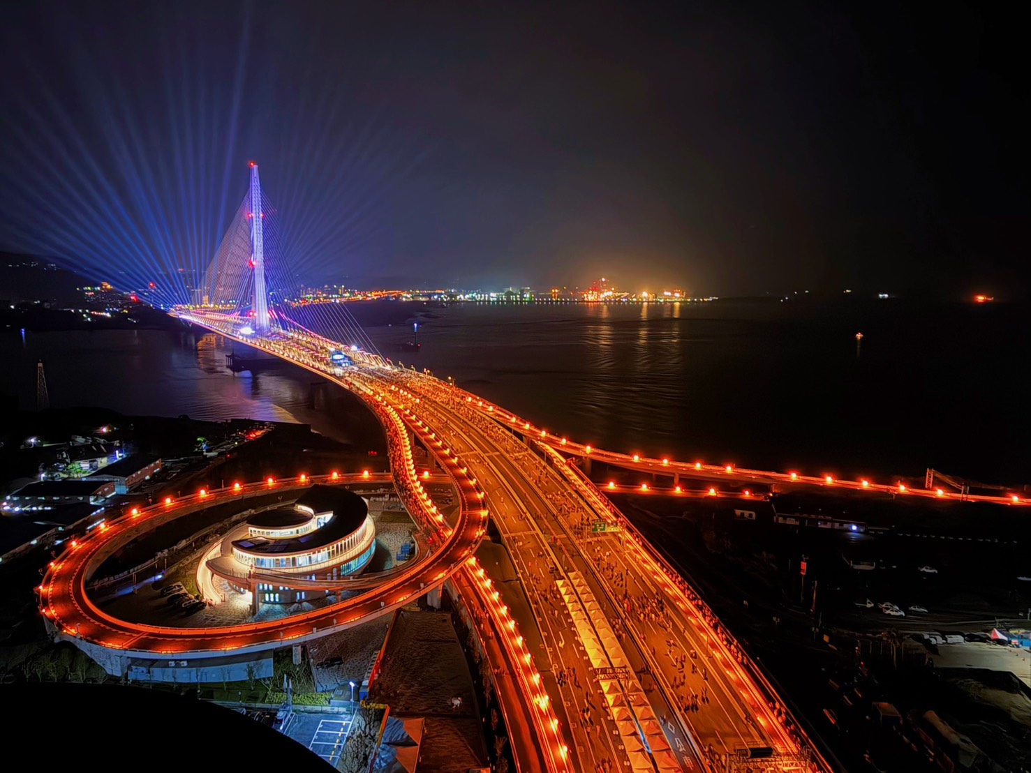 淡江大橋